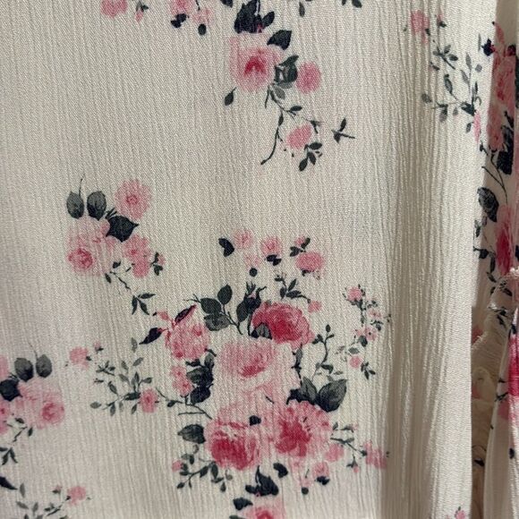 NWT Francesca’s Floral Girls Swing Blouse Size 10 - Picture 5 of 8